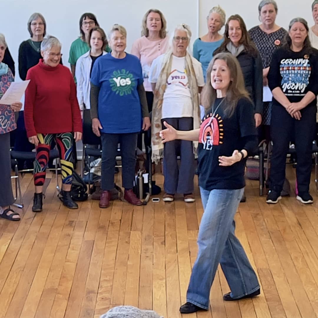 Community choir rehearsal for the Yes campaign in Lismore, facilitated by Imogen Wolf